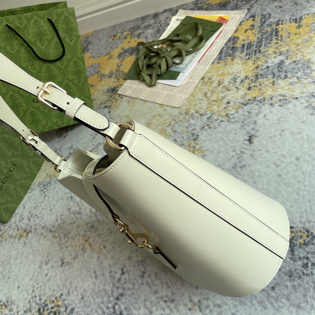 [發]550。  GUCCI新款专柜品质，顶级原单货，实物实拍！款号782904白皮🎈🎈🎈尺寸：宽25.5X高28X侧宽16.5，🎉🎉🎉出货啦！