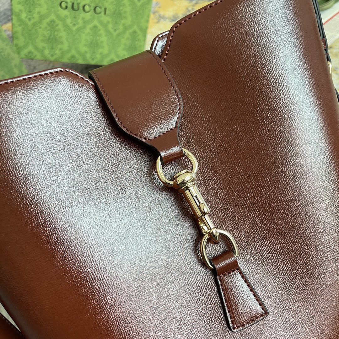 [發]550。  GUCCI新款专柜品质，顶级原单货，实物实拍！款号782904枣红🎈🎈🎈尺寸：宽25.5X高28X侧宽16.5，🎉🎉🎉出货啦！