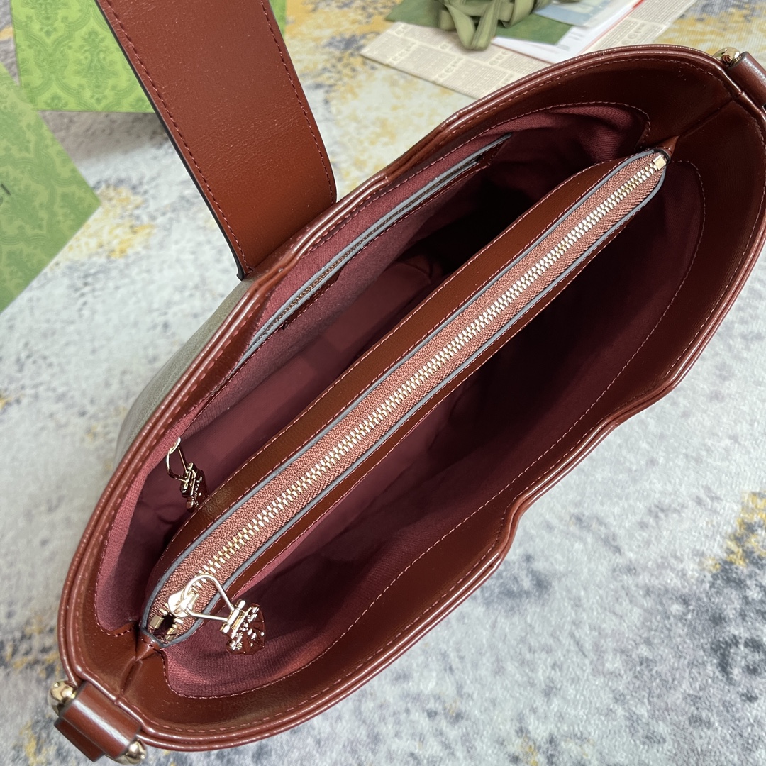 [發]550。  GUCCI新款专柜品质，顶级原单货，实物实拍！款号782904枣红🎈🎈🎈尺寸：宽25.5X高28X侧宽16.5，🎉🎉🎉出货啦！