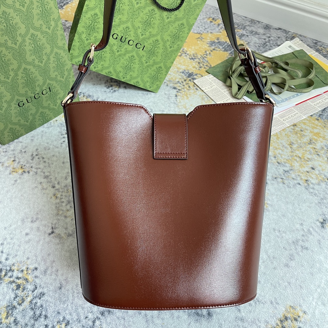 [發]550。  GUCCI新款专柜品质，顶级原单货，实物实拍！款号782904枣红🎈🎈🎈尺寸：宽25.5X高28X侧宽16.5，🎉🎉🎉出货啦！