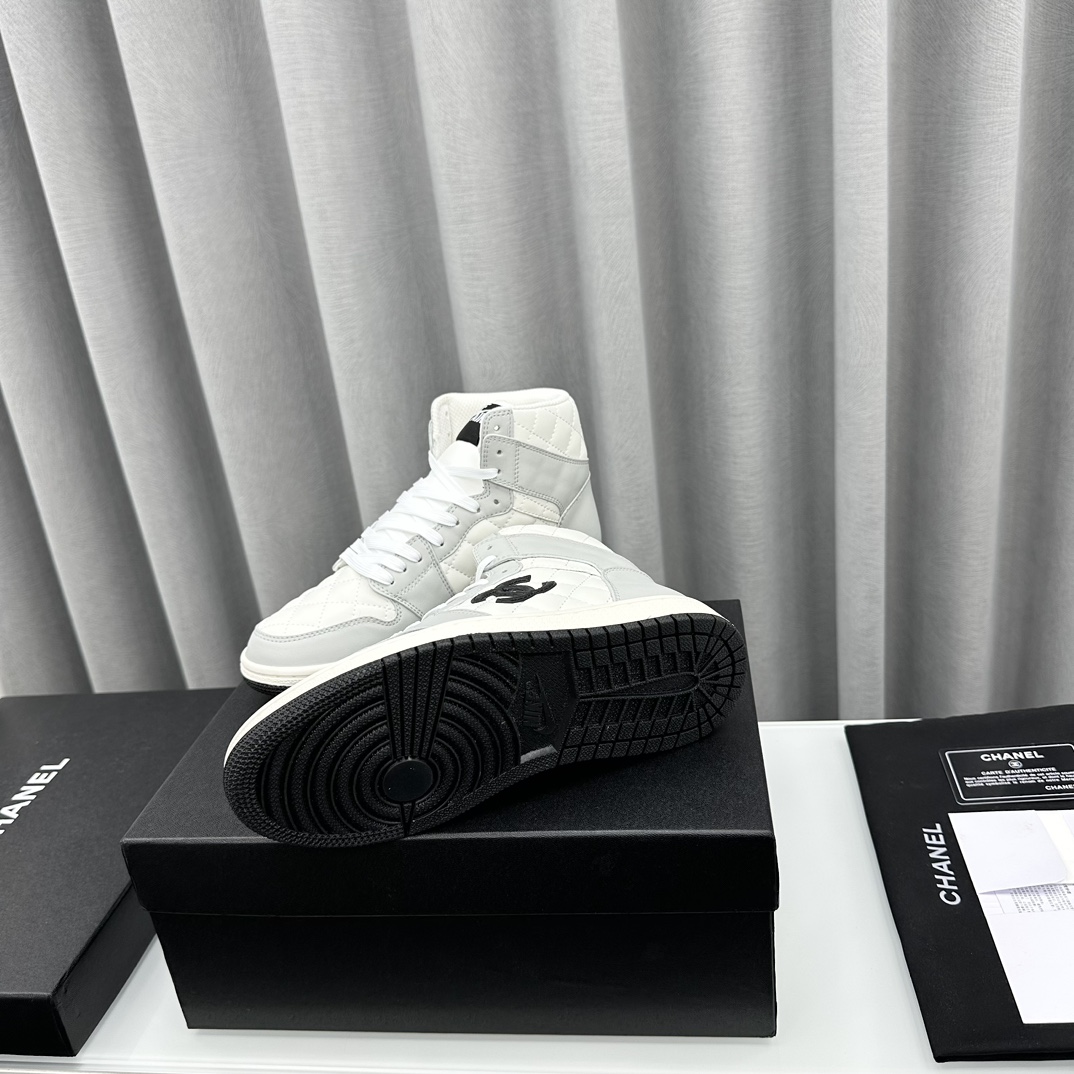 JD𝐂𝐇𝐀𝐍 Modelos de pareja Xiaoxiang co-branded nike versión de zapatillas de deporte casuales de 