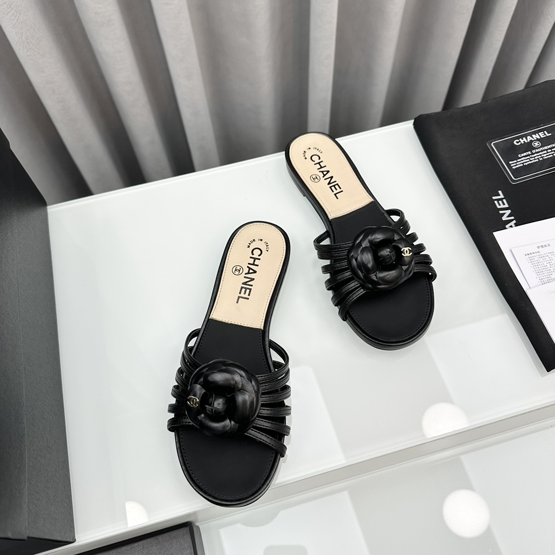 Chanel CHA小香24P春夏新品山茶花凉拖