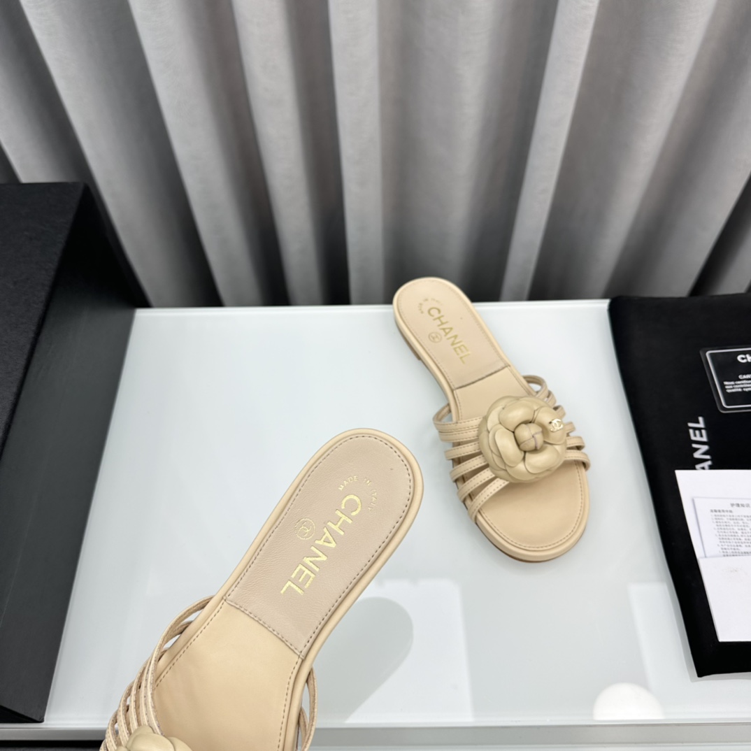 Chanel CHA小香24P春夏新品山茶花凉拖