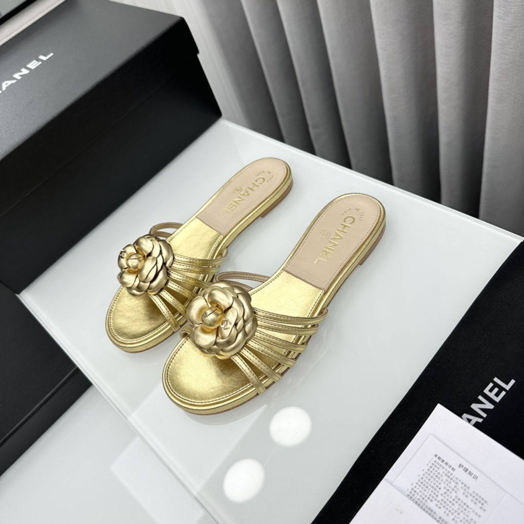 Chanel CHA小香24P春夏新品山茶花凉拖