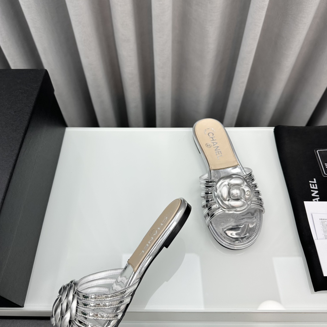 Chanel CHA小香24P春夏新品山茶花凉拖
