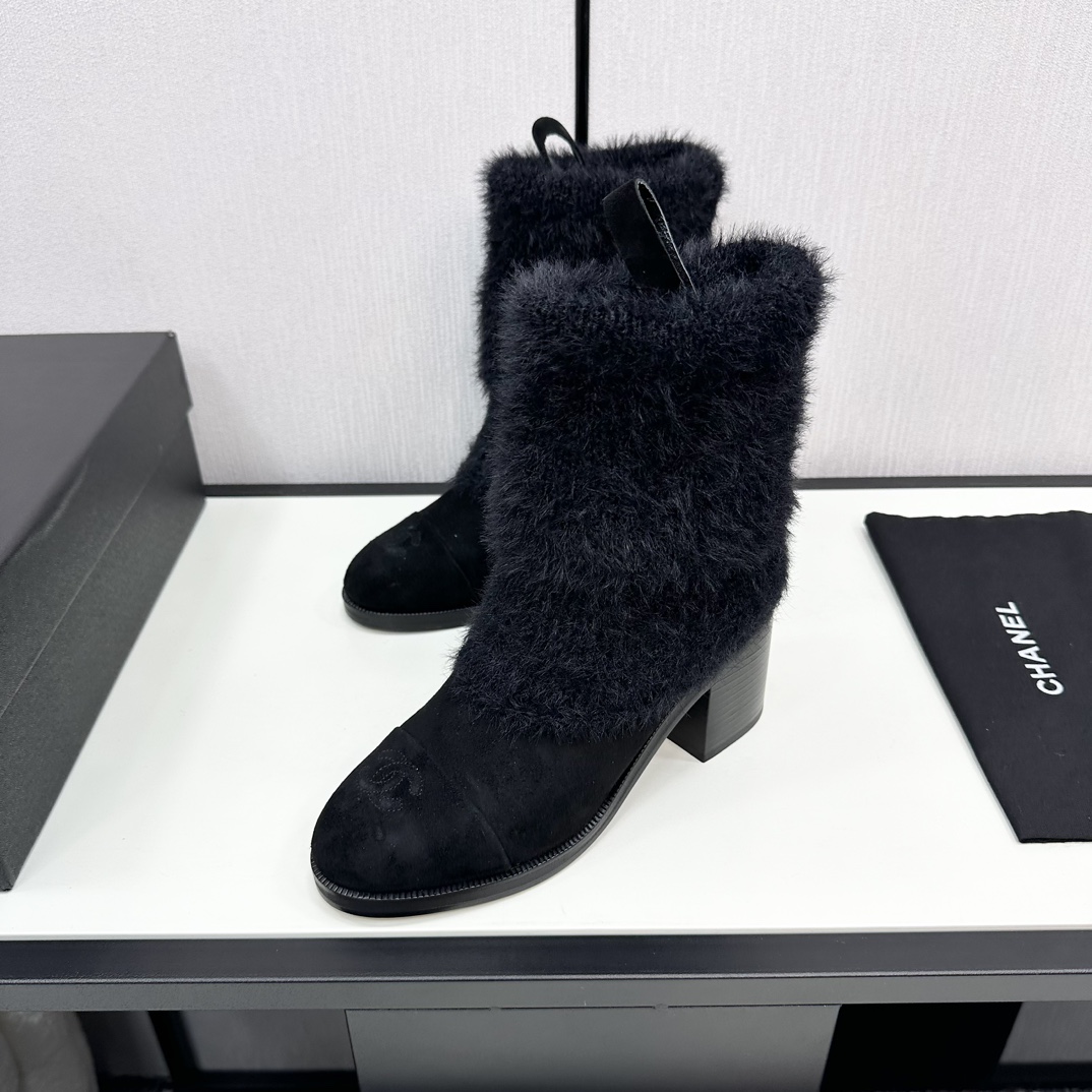 Chanel Classic Luxury Leather Shoe Loafer Ref 8