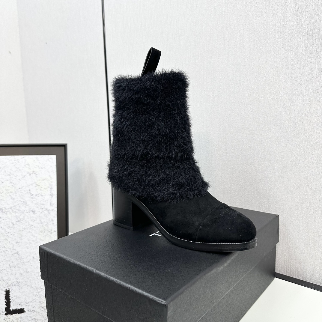 Chanel Classic Luxury Leather Shoe Loafer Ref 7