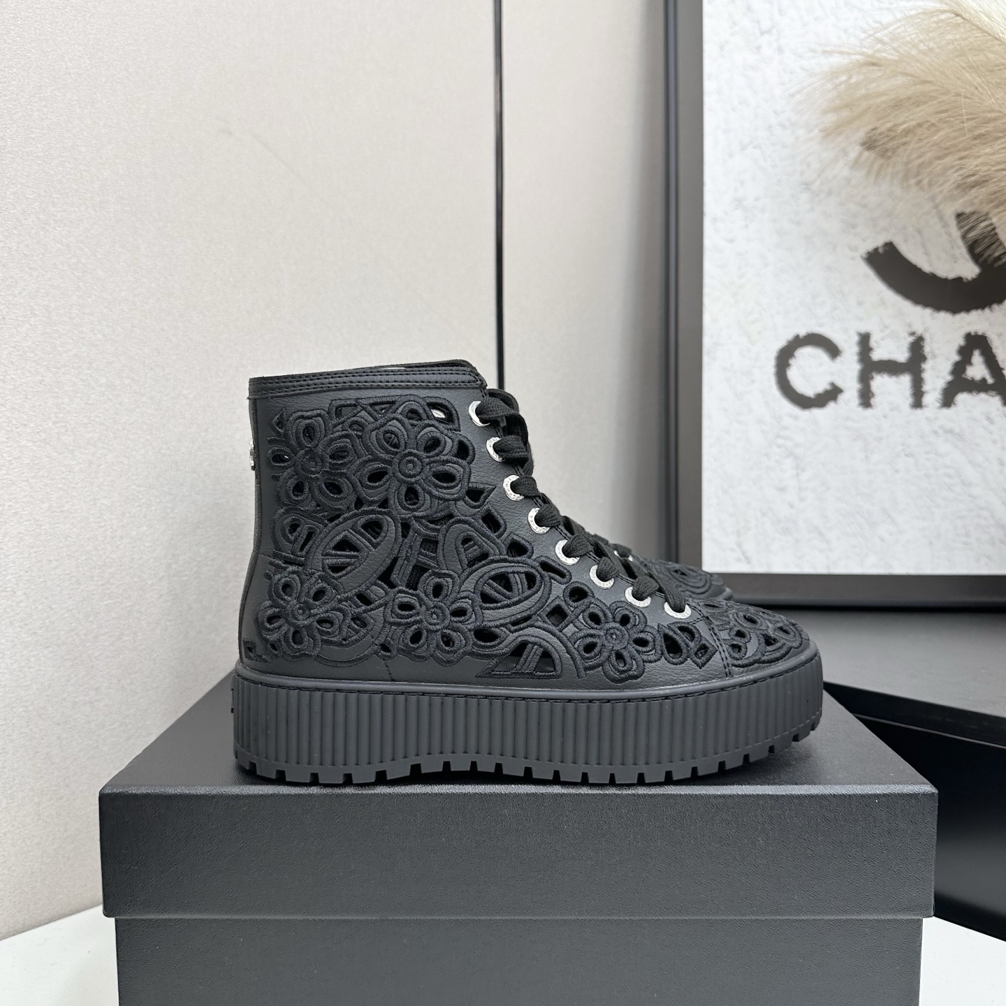 Chanel 2025 Fall/Winter Lace-Up Ankle Boots - Classic Style, Ultimate Comfort