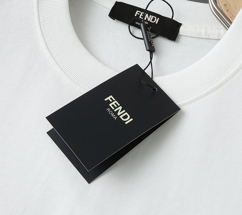 FENDI短袖面料纯棉320g颜色白色黑色尺码MLXLXXL3XL男女同款