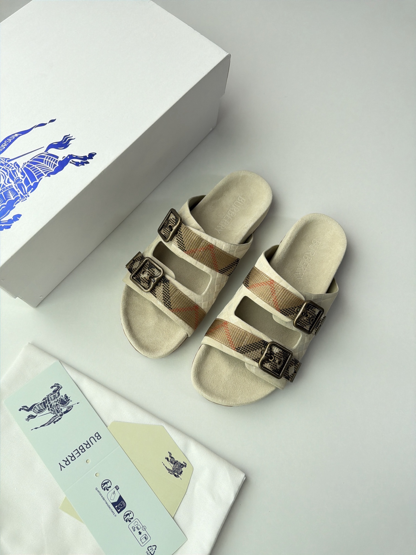 버버리 신발 99702 Burberry Shoes