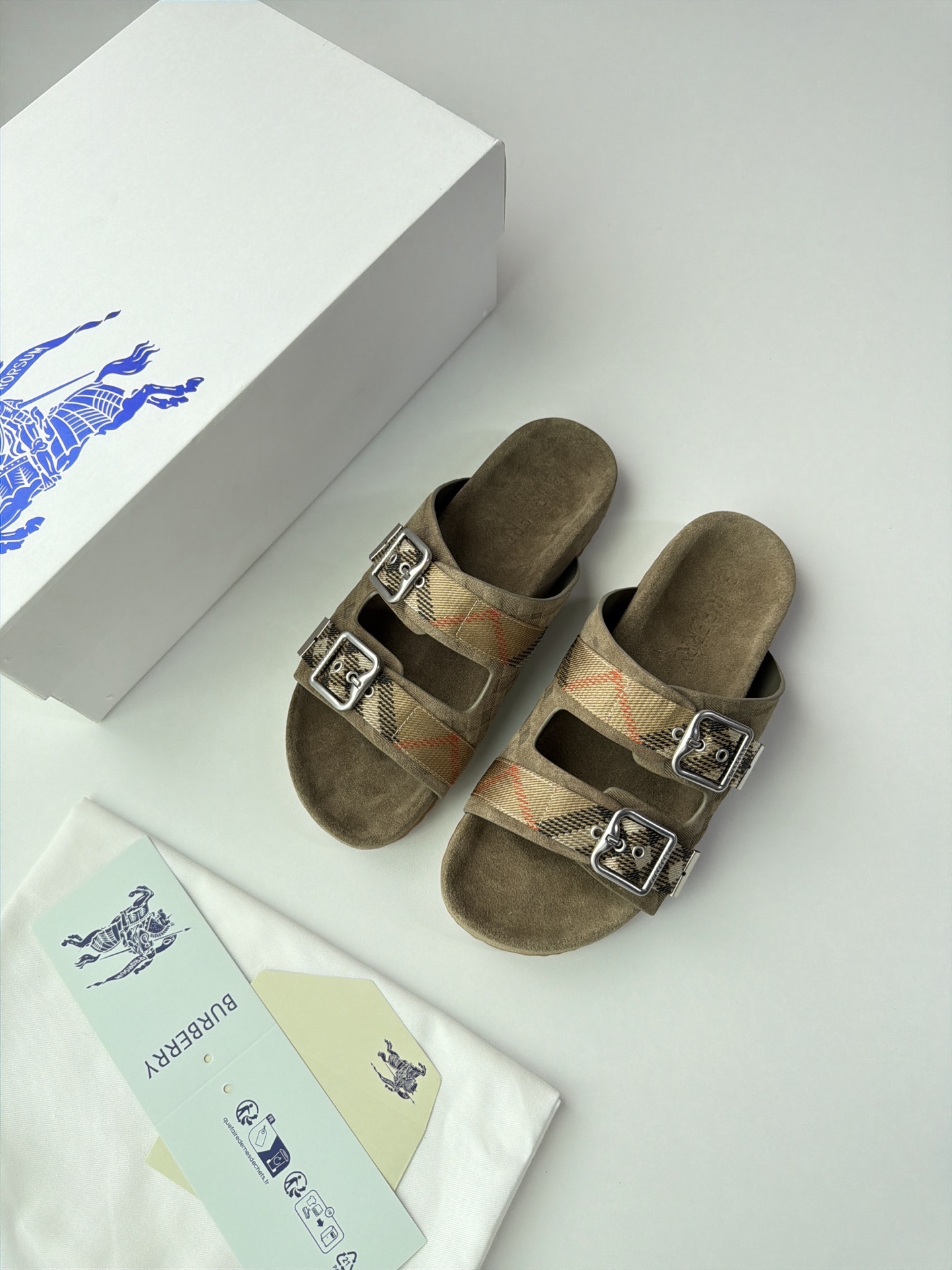 버버리 신발 99704 Burberry Shoes