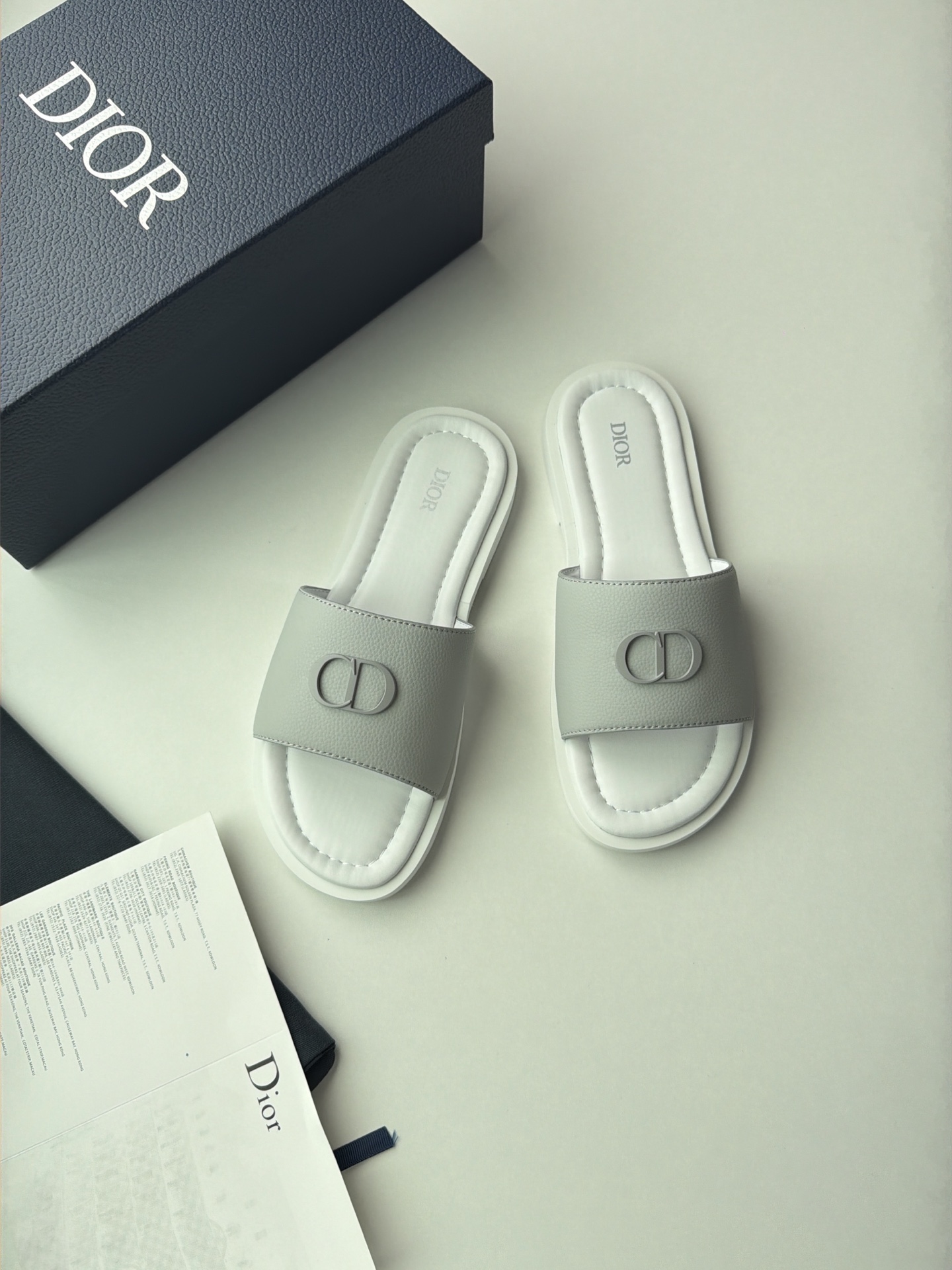 디올 신발 129613 Dior Shoes 썸네일 이미지