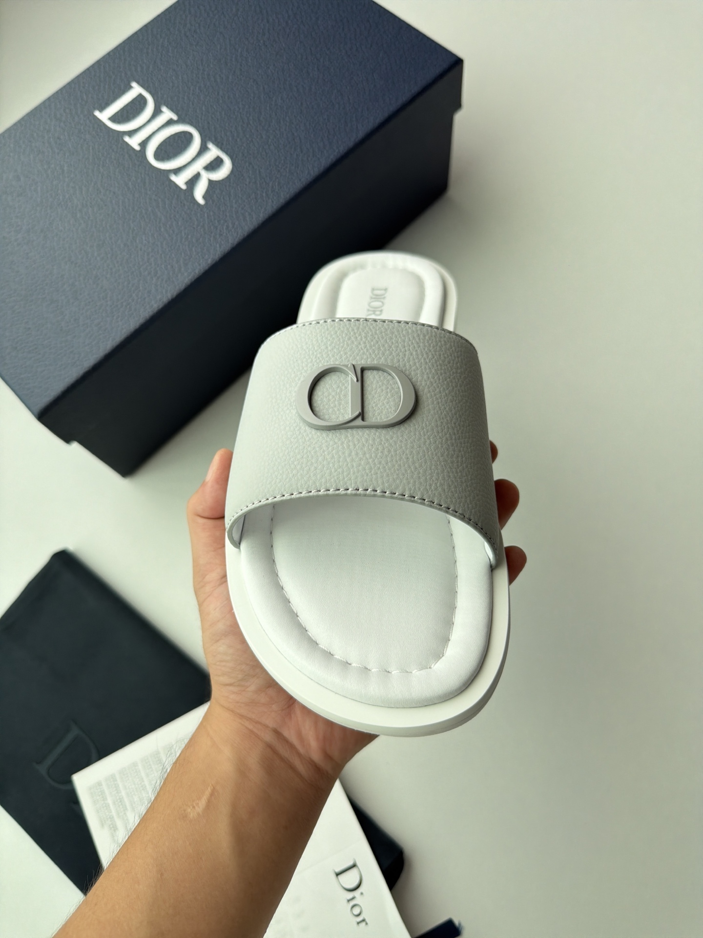 디올 신발 129613 Dior Shoes 썸네일 이미지