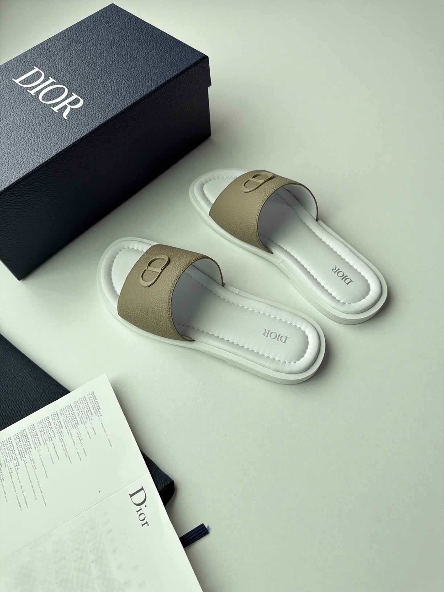 디올 신발 129612 Dior Shoes 썸네일 이미지