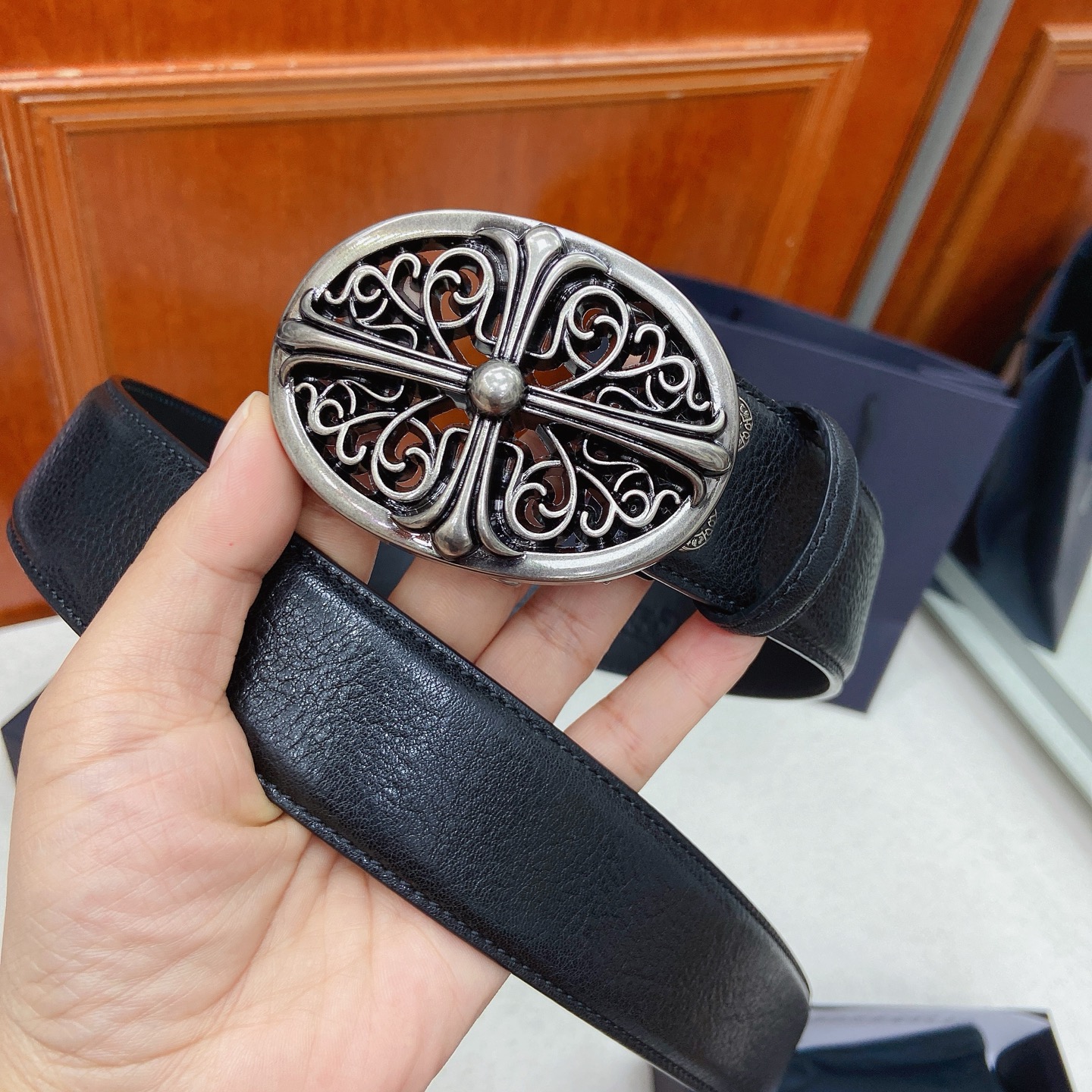 𝐂𝐡𝐫𝐨𝐦𝐞𝐇𝐞𝐚𝐫𝐭𝐬 克罗心腰带。守护者黄铜镀925银五金搭配原版油蜡头层牛皮，宽度3.8厘米， 整