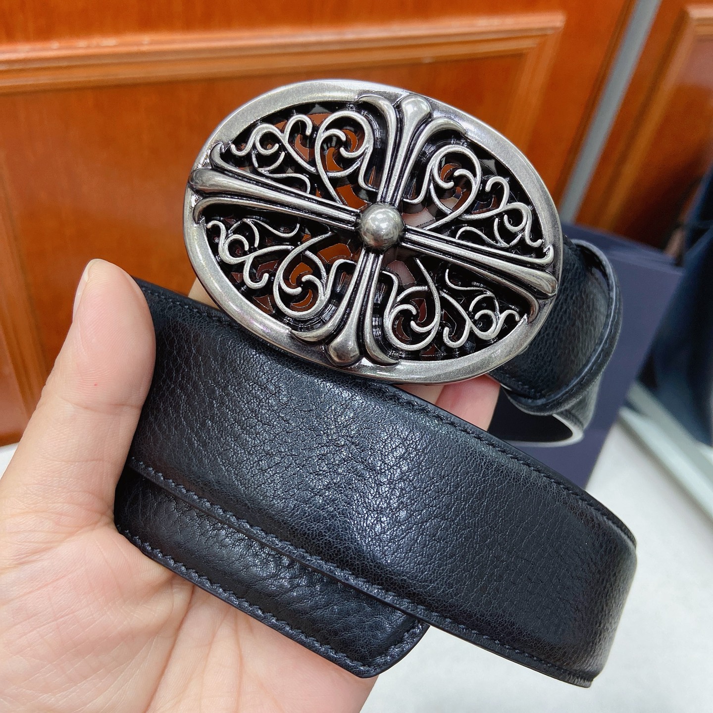 𝐂𝐡𝐫𝐨𝐦𝐞𝐇𝐞𝐚𝐫𝐭𝐬 克罗心腰带。守护者黄铜镀925银五金搭配原版油蜡头层牛皮，宽度3.8厘米， 整