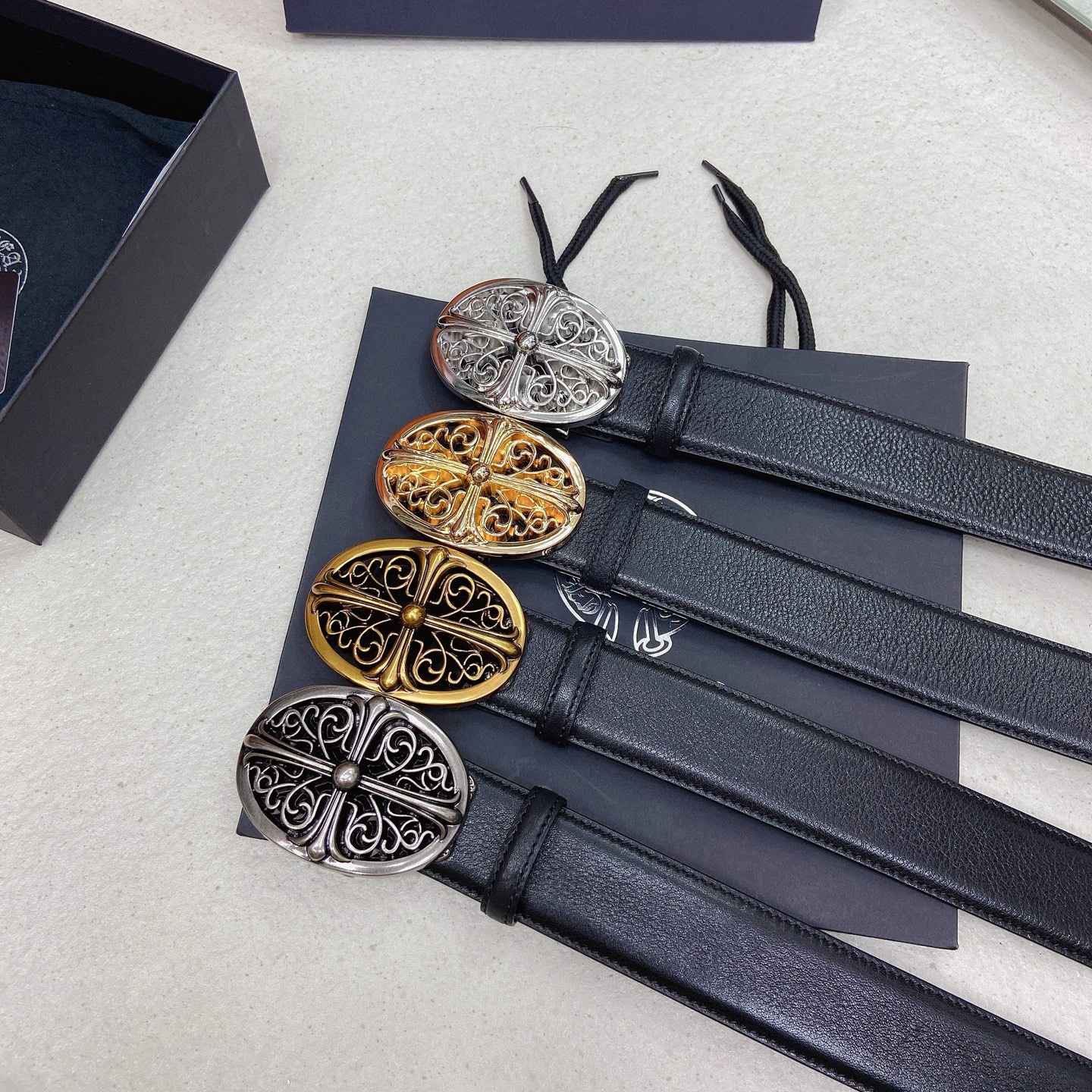 𝐂𝐡𝐫𝐨𝐦𝐞𝐇𝐞𝐚𝐫𝐭𝐬 克罗心腰带。守护者黄铜镀925银五金搭配原版油蜡头层牛皮，宽度3.8厘米， 整