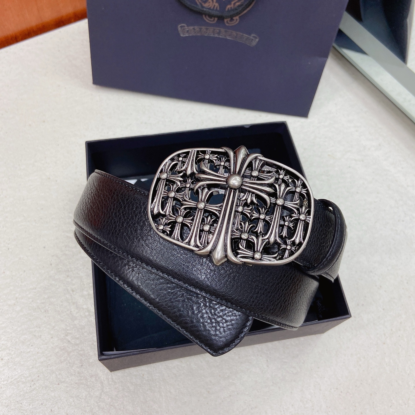 𝐂𝐡𝐫𝐨𝐦𝐞𝐇𝐞𝐚𝐫𝐭𝐬 克罗心腰带。墓葬黄铜镀925银五金搭配原版油蜡头层牛皮，宽度3.8厘米， 整体