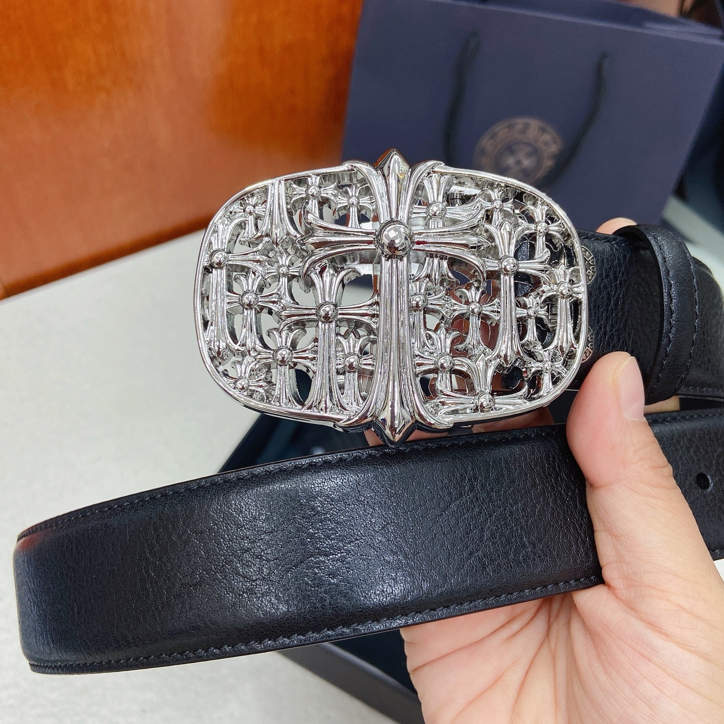 𝐂𝐡𝐫𝐨𝐦𝐞𝐇𝐞𝐚𝐫𝐭𝐬 克罗心腰带。墓葬黄铜镀925银五金搭配原版油蜡头层牛皮，宽度3.8厘米， 整体