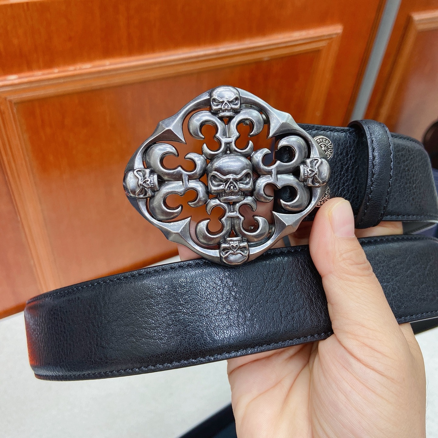 𝐂𝐡𝐫𝐨𝐦𝐞𝐇𝐞𝐚𝐫𝐭𝐬 克罗心腰带。骷髅头黄铜镀925银五金搭配原版油蜡头层牛皮，宽度3.8厘米， 整