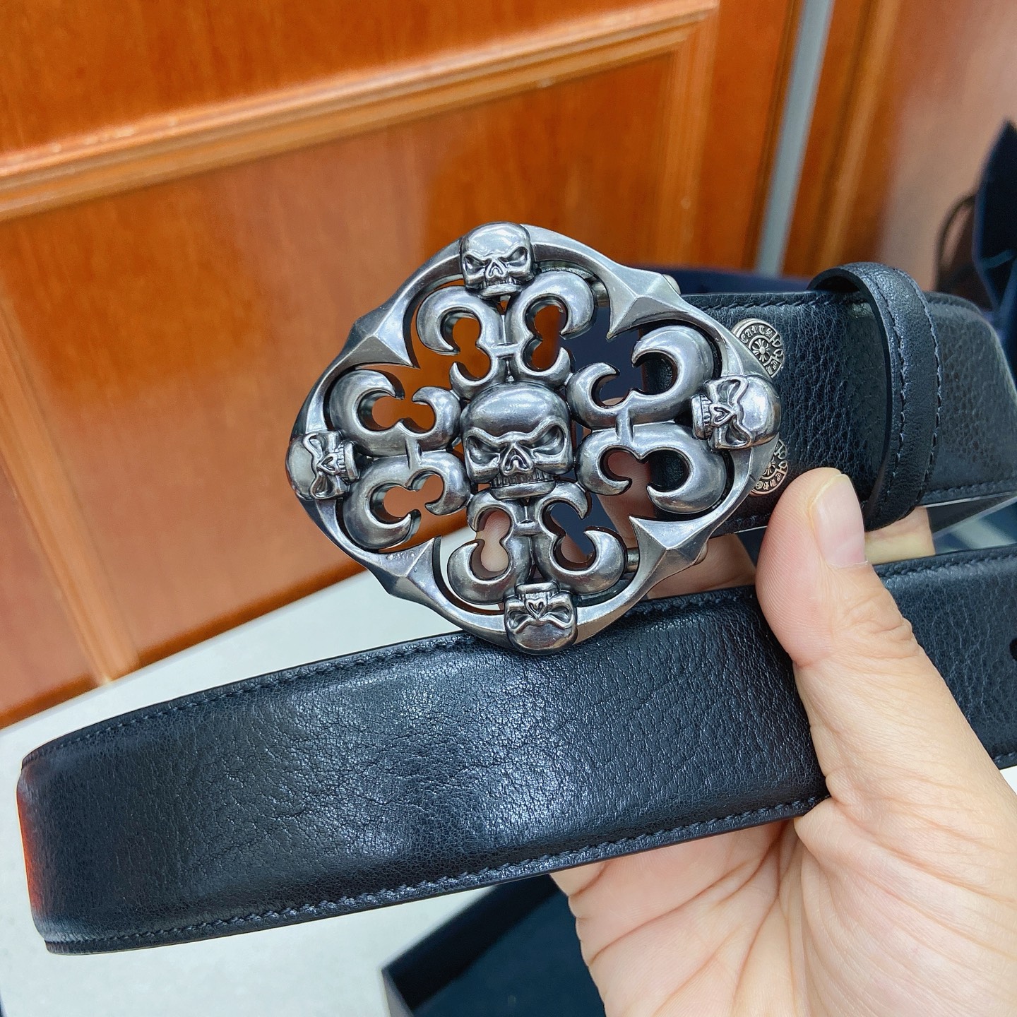 𝐂𝐡𝐫𝐨𝐦𝐞𝐇𝐞𝐚𝐫𝐭𝐬 克罗心腰带。骷髅头黄铜镀925银五金搭配原版油蜡头层牛皮，宽度3.8厘米， 整