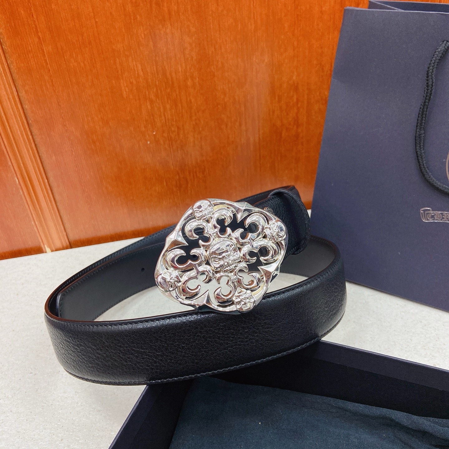 𝐂𝐡𝐫𝐨𝐦𝐞𝐇𝐞𝐚𝐫𝐭𝐬 克罗心腰带。骷髅头黄铜镀925银五金搭配原版油蜡头层牛皮，宽度3.8厘米， 整