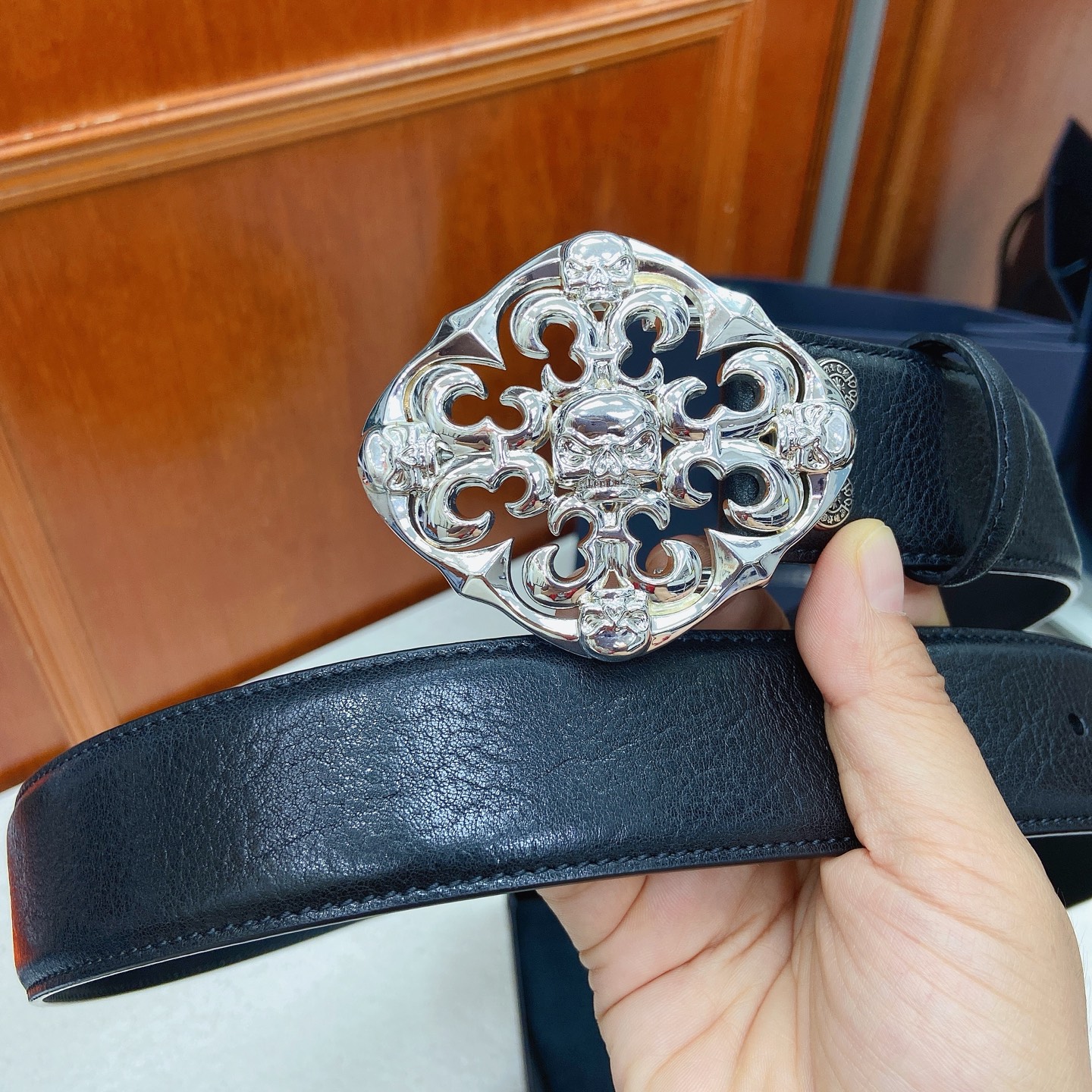 𝐂𝐡𝐫𝐨𝐦𝐞𝐇𝐞𝐚𝐫𝐭𝐬 克罗心腰带。骷髅头黄铜镀925银五金搭配原版油蜡头层牛皮，宽度3.8厘米， 整