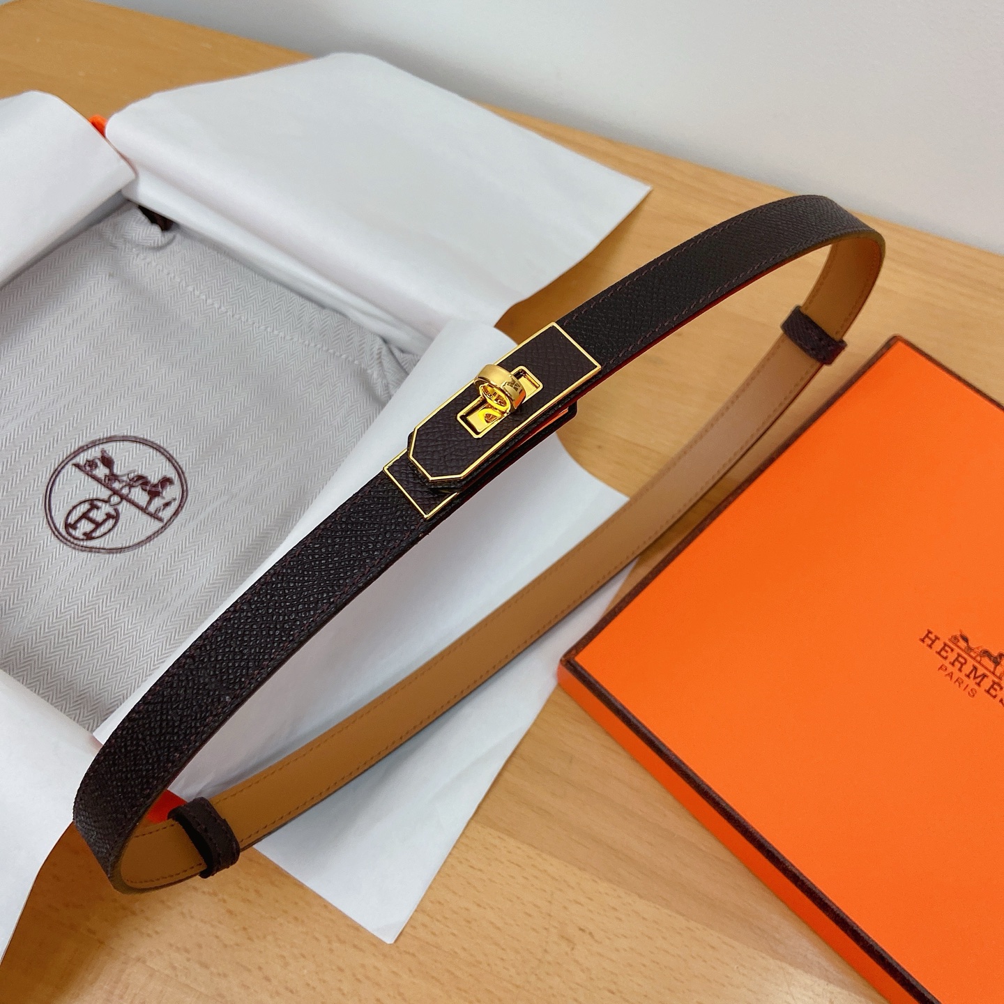 HERMES Kelly 18mm腰帶 腰封 贴皮精品五金 搭配ePsom原版皮，优雅时尚