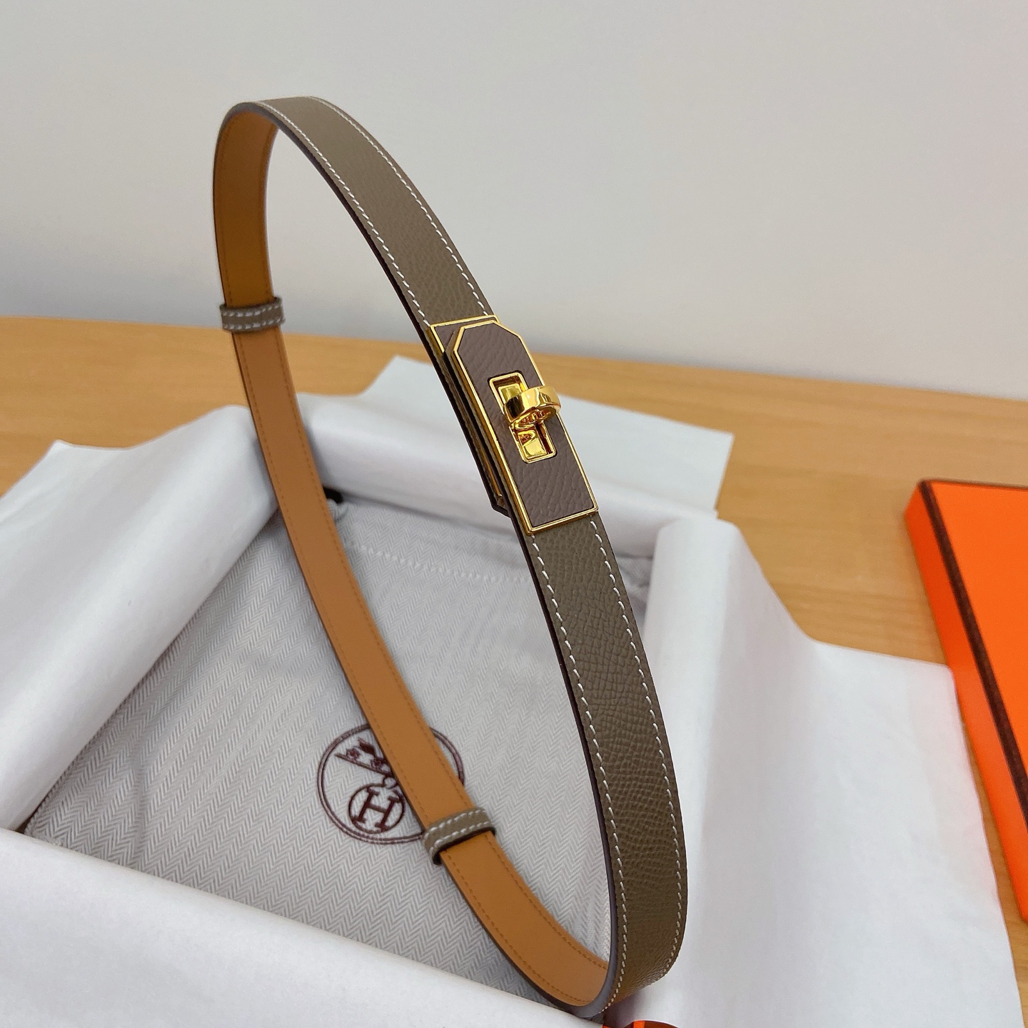 HERMES Kelly 18mm腰帶 腰封 贴皮精品五金 搭配ePsom原版皮，优雅时尚