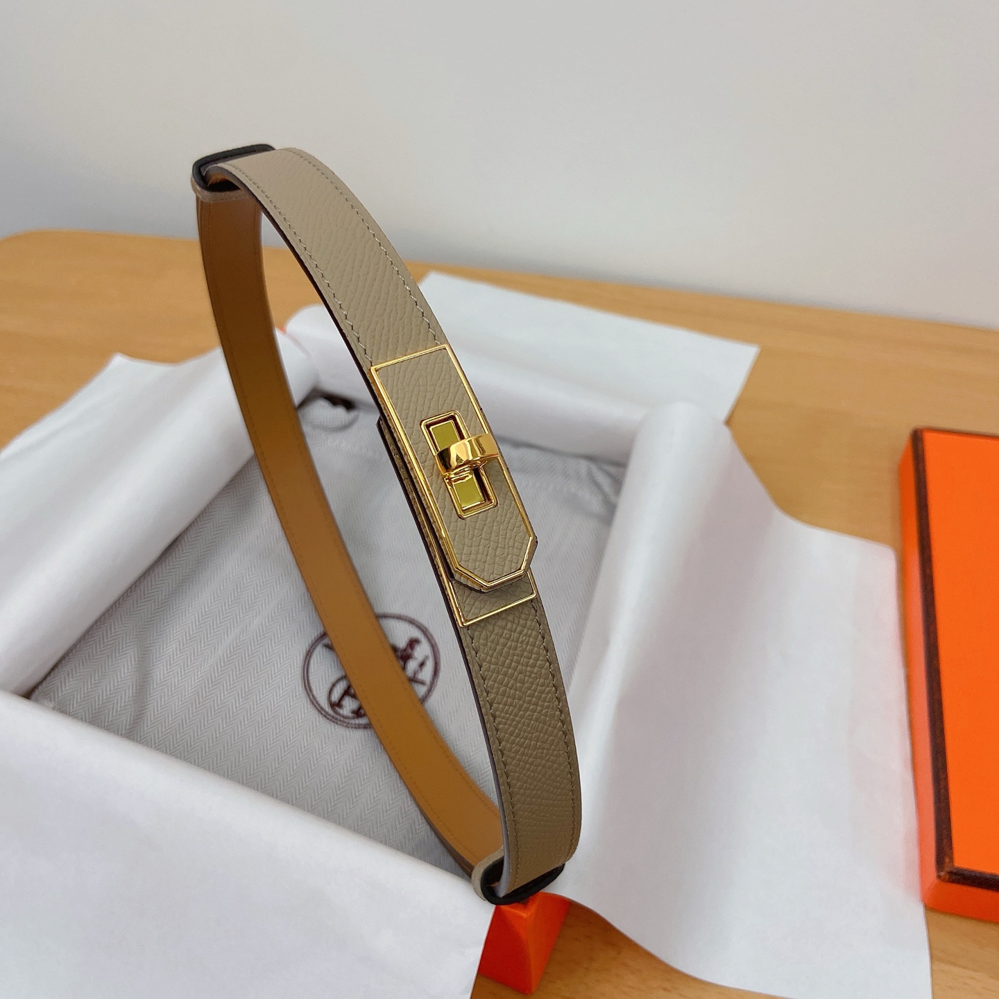 HERMES Kelly 18mm腰帶 腰封 贴皮精品五金 搭配ePsom原版皮，优雅时尚