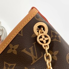 【163c01变码芯片 顶级原单加强版】 M13014 质量如图本款 CarryAll BB 手袋取材 【163c01变码芯片 顶级原单加强版】 M13014 质量如图本款 CarryAll BB 手袋取材