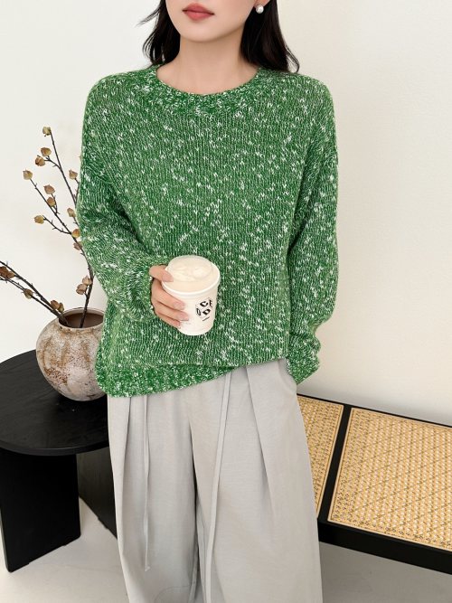 Women's Green Wool Blend Knit Sweater, Lightweight & Comfortable 1 Women's Green Wool Blend Knit Sweater, Lightweight & Comfortable