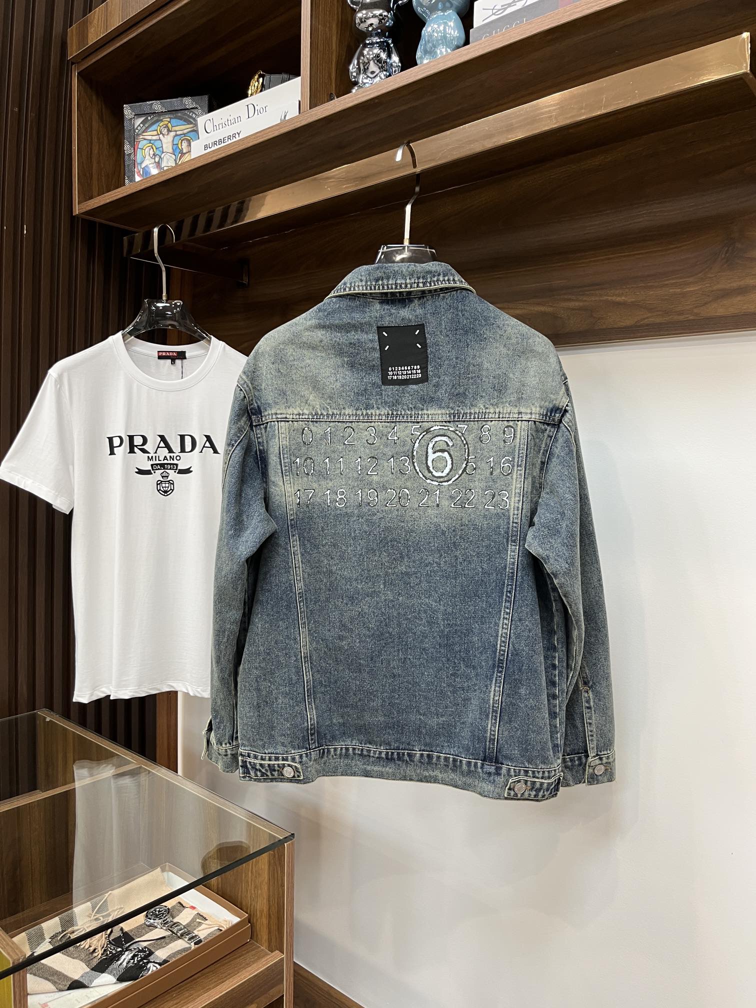 马吉拉 Maison Margiela 高定典藏名品高定成衣时装外套连衣裙衬衫T恤 #33AD0121 2
