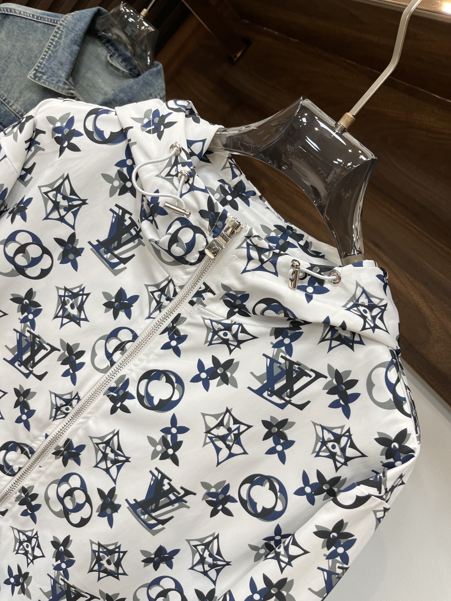 Louis Vuitton Haute Couture Designer Jacket Coat Ready-to-Wear 4