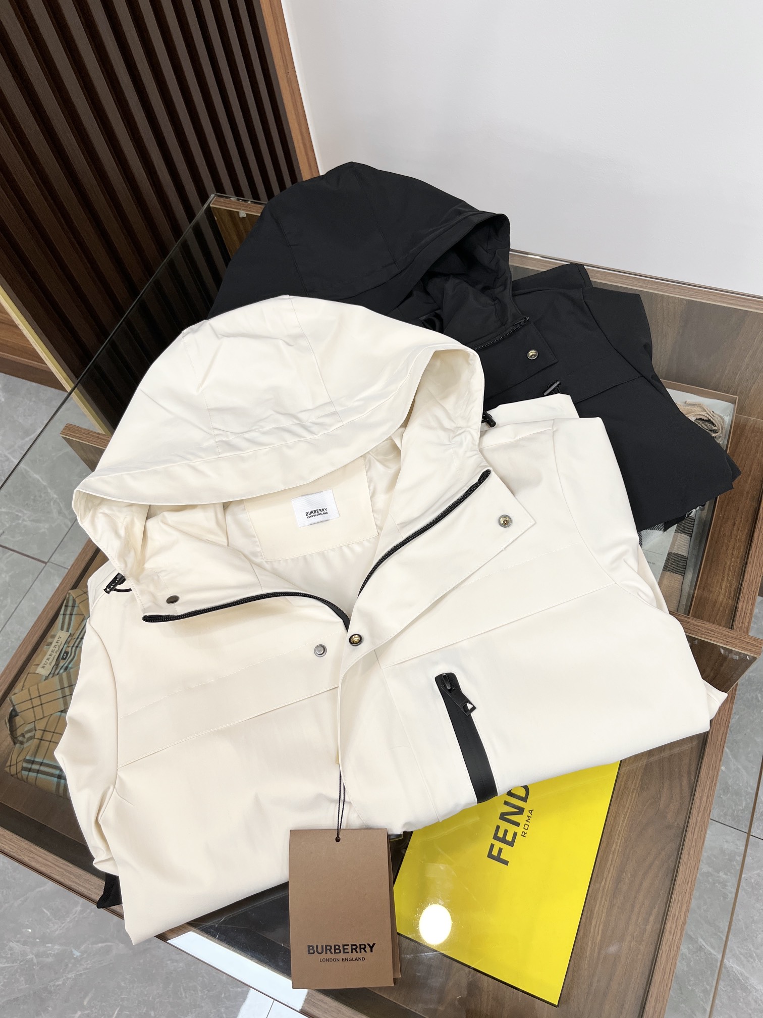 博柏利 Burberry 高定典藏名品高定成衣时装外套连衣裙衬衫T恤 #F81B6119 9