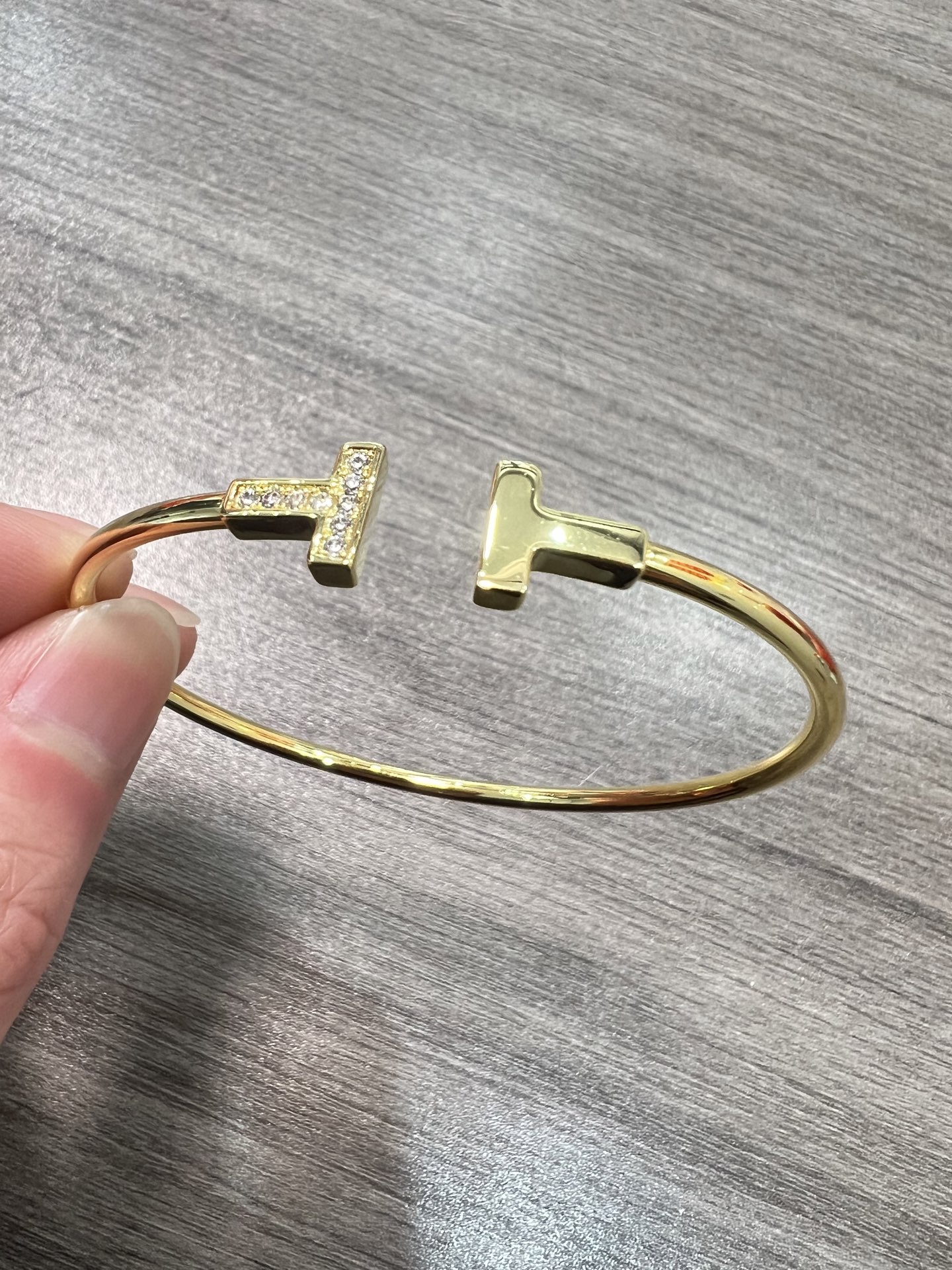 Tiffany & Co. Tiffany T系列手镯​