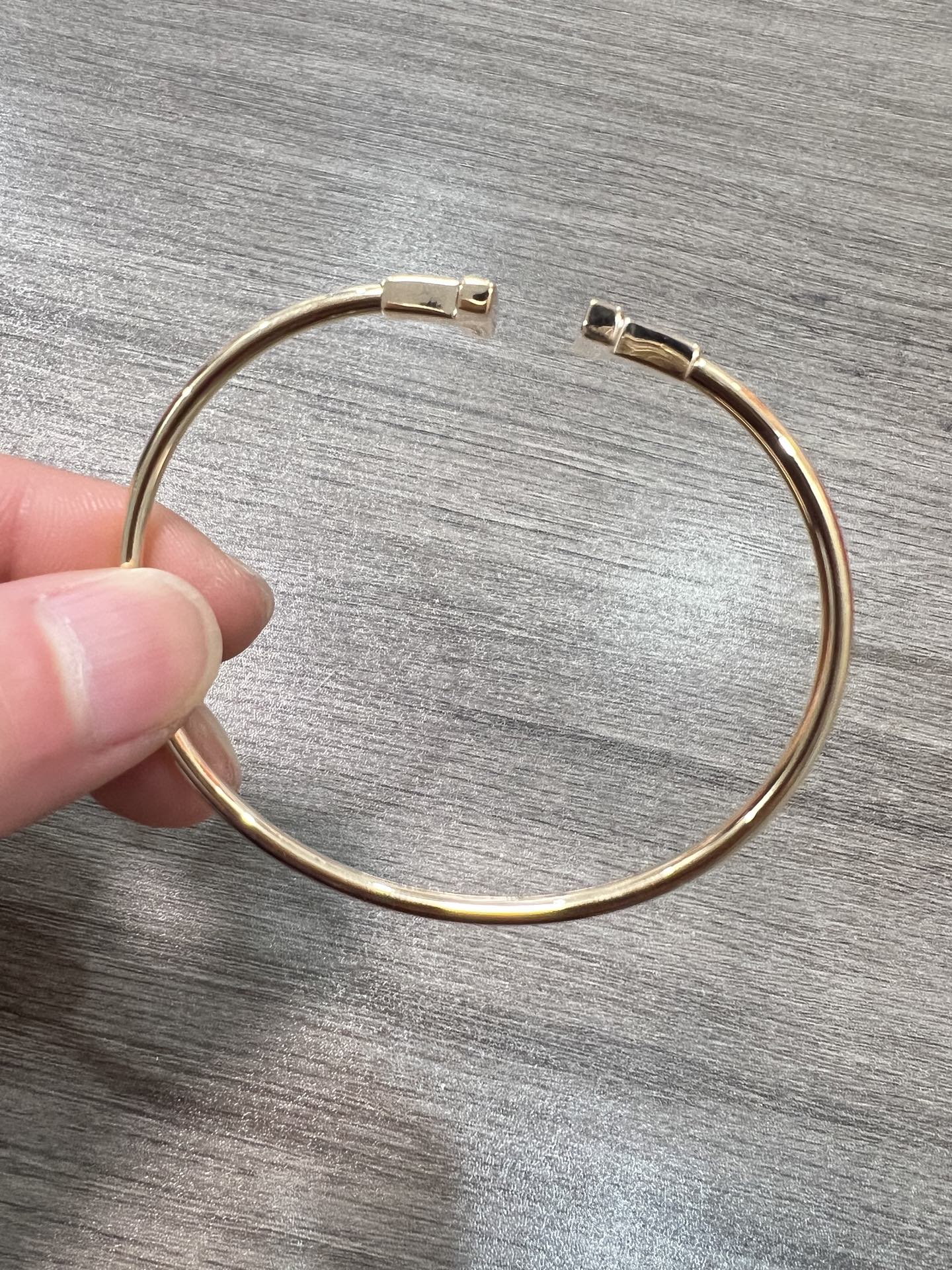 Tiffany & Co. Tiffany T系列手镯​