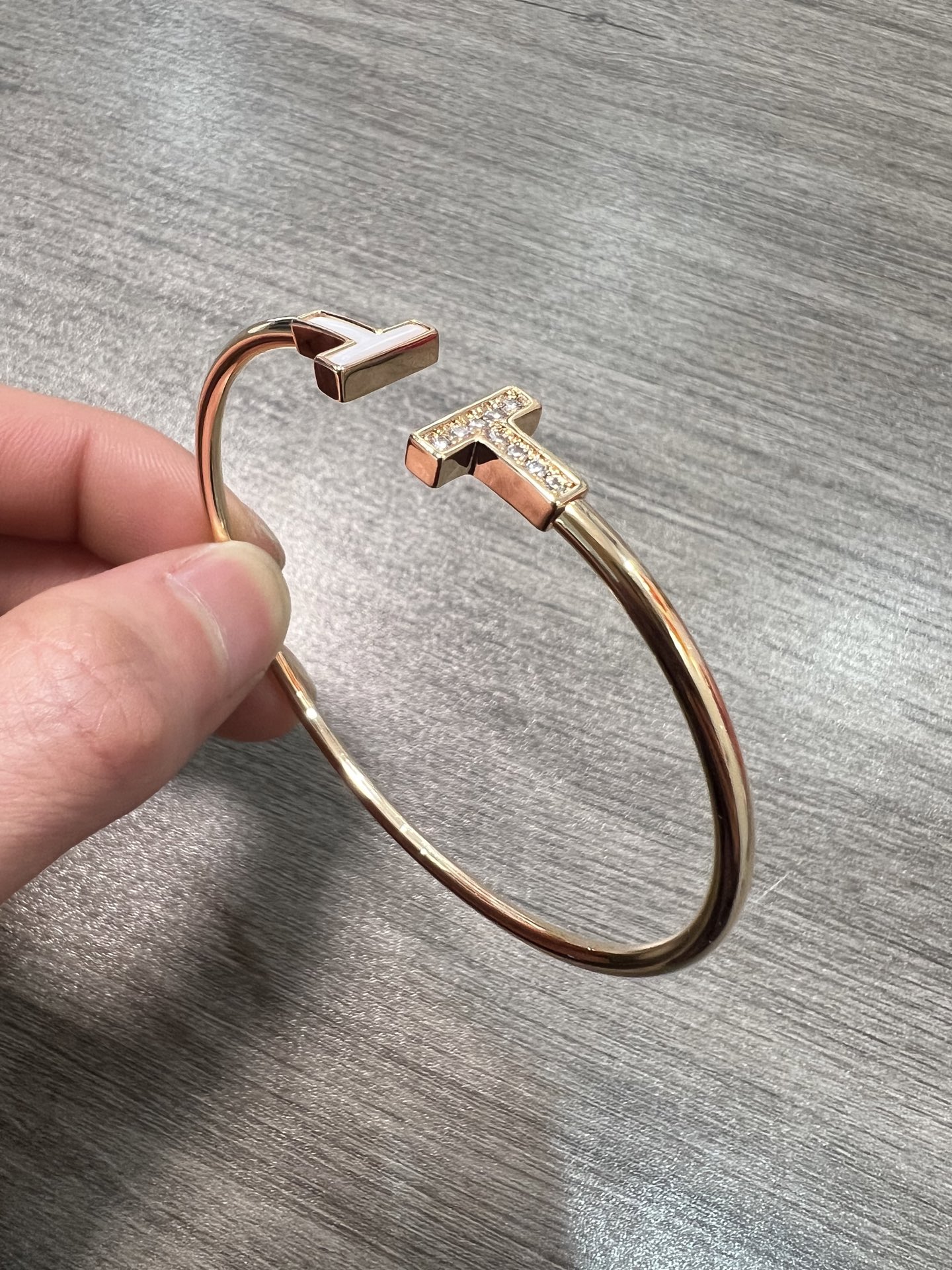 Tiffany & Co. Tiffany T系列手镯​​