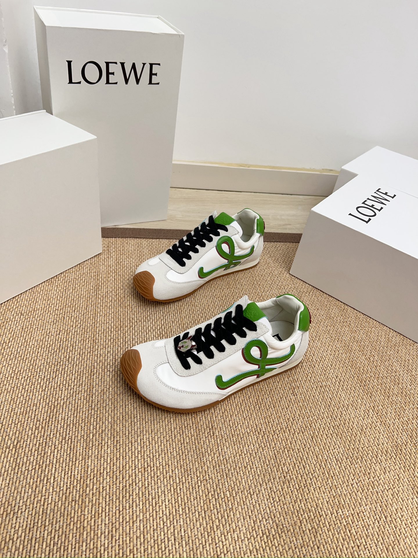 NO:631018,White and green (fresh spring color), casual shoes/sports shoes, sneakers19860909白绿（开春清新配色）,休闲鞋/运动鞋,sneakers,Women's Shoes