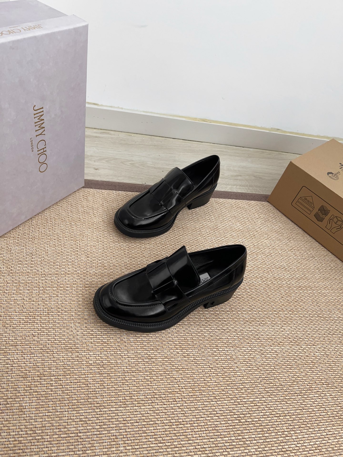 _dvA9sl0l4iK5xrW2Dn1rTO4KEHcGfv4WRHLBZpg