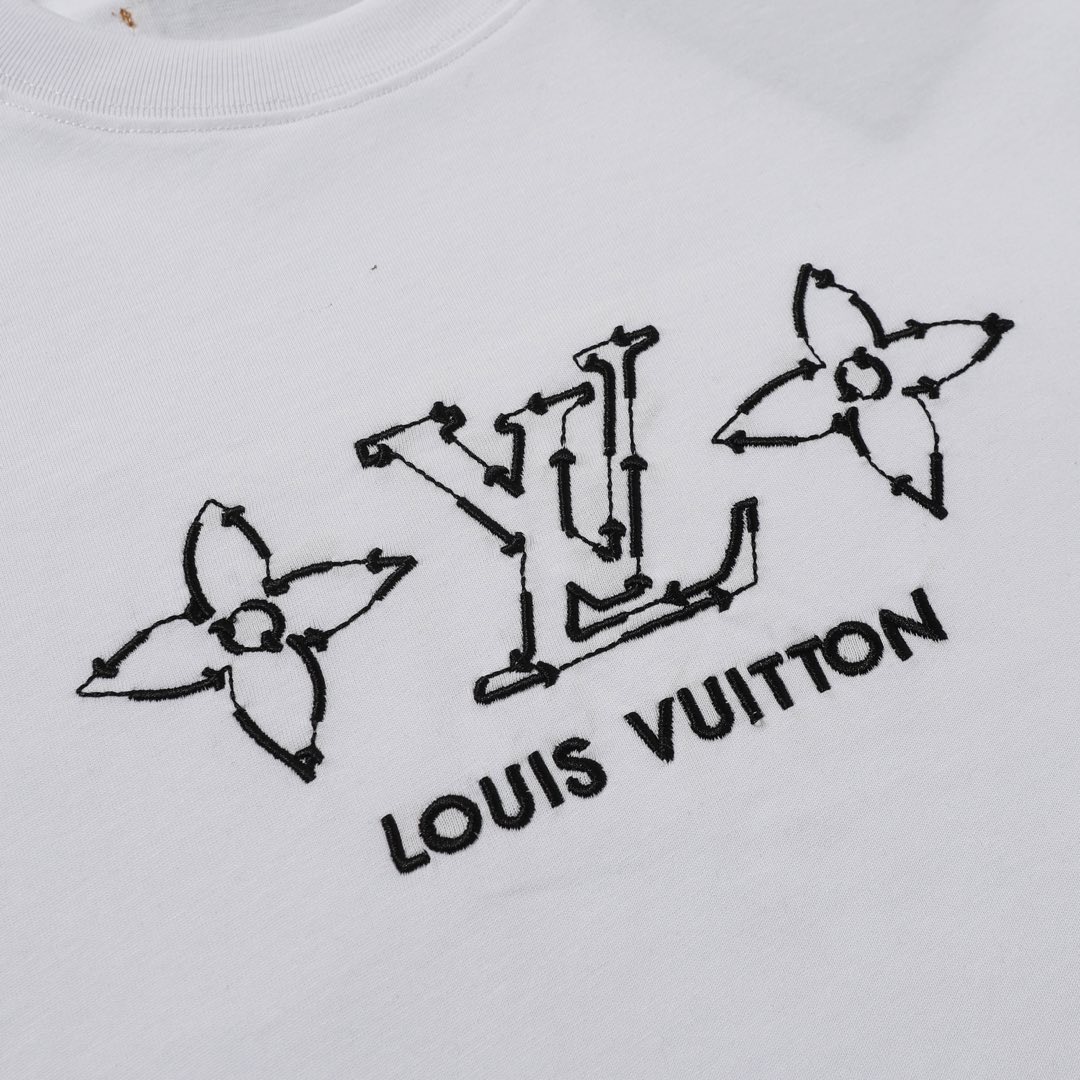 Louis Vuitton/路易威登 25ss 镂空字母刺绣短袖T恤 黑色 白色