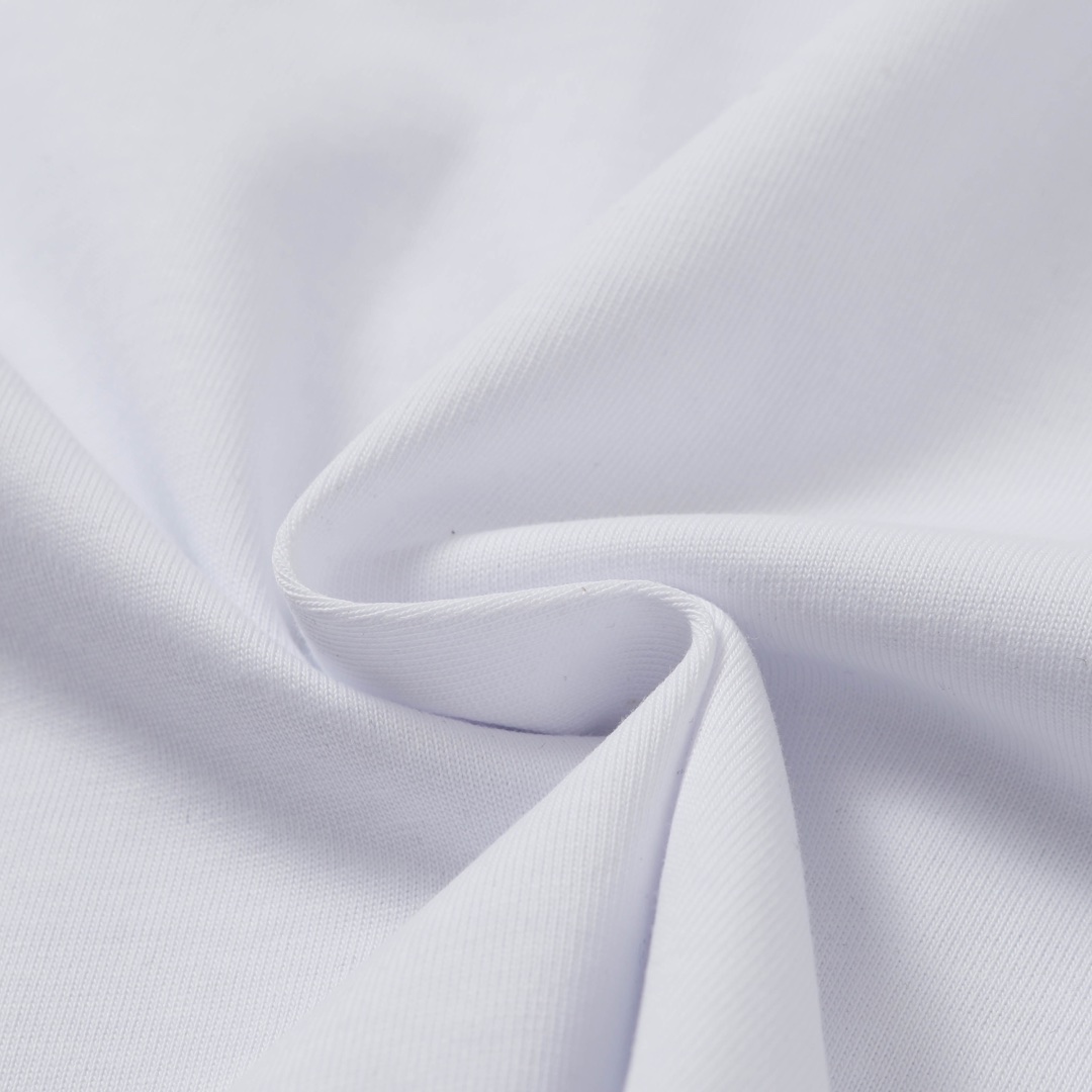 LOEWE/罗意威 25ss 口袋暗纹刺绣短袖 黑色 白色-Chinese UA Cheap High Quatity Brand Clothes Bags handbags Sneakers wholesale wholesaler seller from China Factory suppliers Fashion Clothing Shoes best Quality Beautiful Price LOEWE/罗意威 25ss 口袋暗纹刺绣短袖 黑色 白色