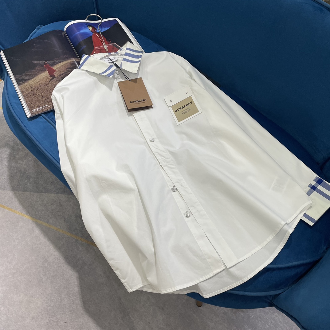 NO:307312,BRR* 24 early autumn new product, clean pocket shirt!  Fashionable essence must be included!  New elements of tooling pockets reduce age and are handsome!  Temperament lapel classic style, fashionable temperament, casual and handsome!  The imported pure cotton fabric has a great texture!  Workmanship quality depends on details,1,shirts,alexander wang19860909BRR* 24早秋新品,干净利落的口袋衬衫！时髦精必入单品！工装口袋新元素减龄又帅气！气质翻领经典版型气质时髦,休闲帅气！进口纯棉面料质感超赞！做工品质看细节,1,,shirts,alexander wang,Women's clothing