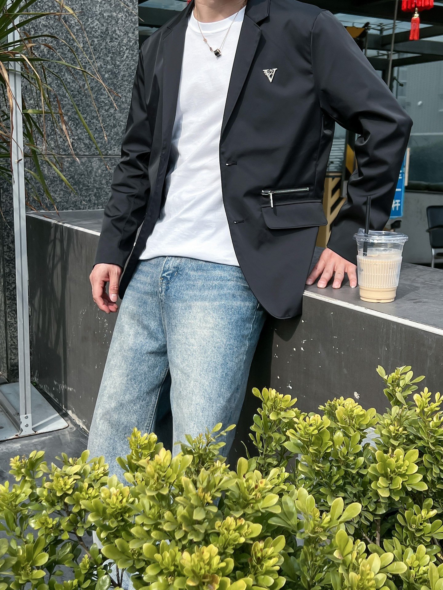 开春爆款！路易威登LV2024开春专柜新款休闲时尚夹克超前卫设计风格细腻舒适穿着非常轻便不易起皱多重重工