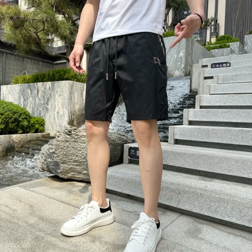 Burberry Men's Black Casual Shorts Luxury Classic Logo Summer 2025