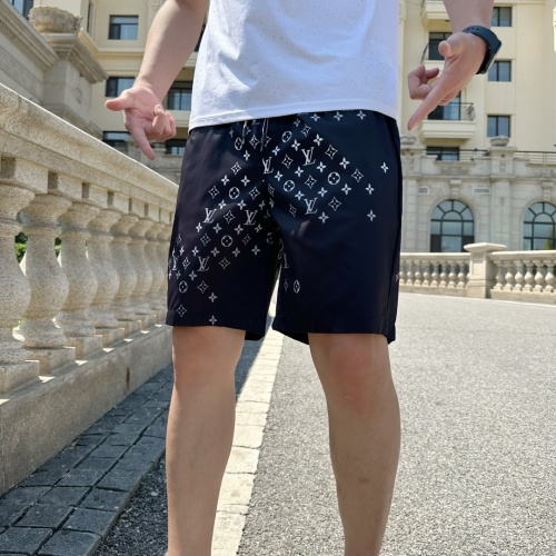 Louis Vuitton 2025 Summer Men's Casual Shorts with Iconic Logo 1 Louis Vuitton 2025 Summer Men's Casual Shorts with Iconic Logo