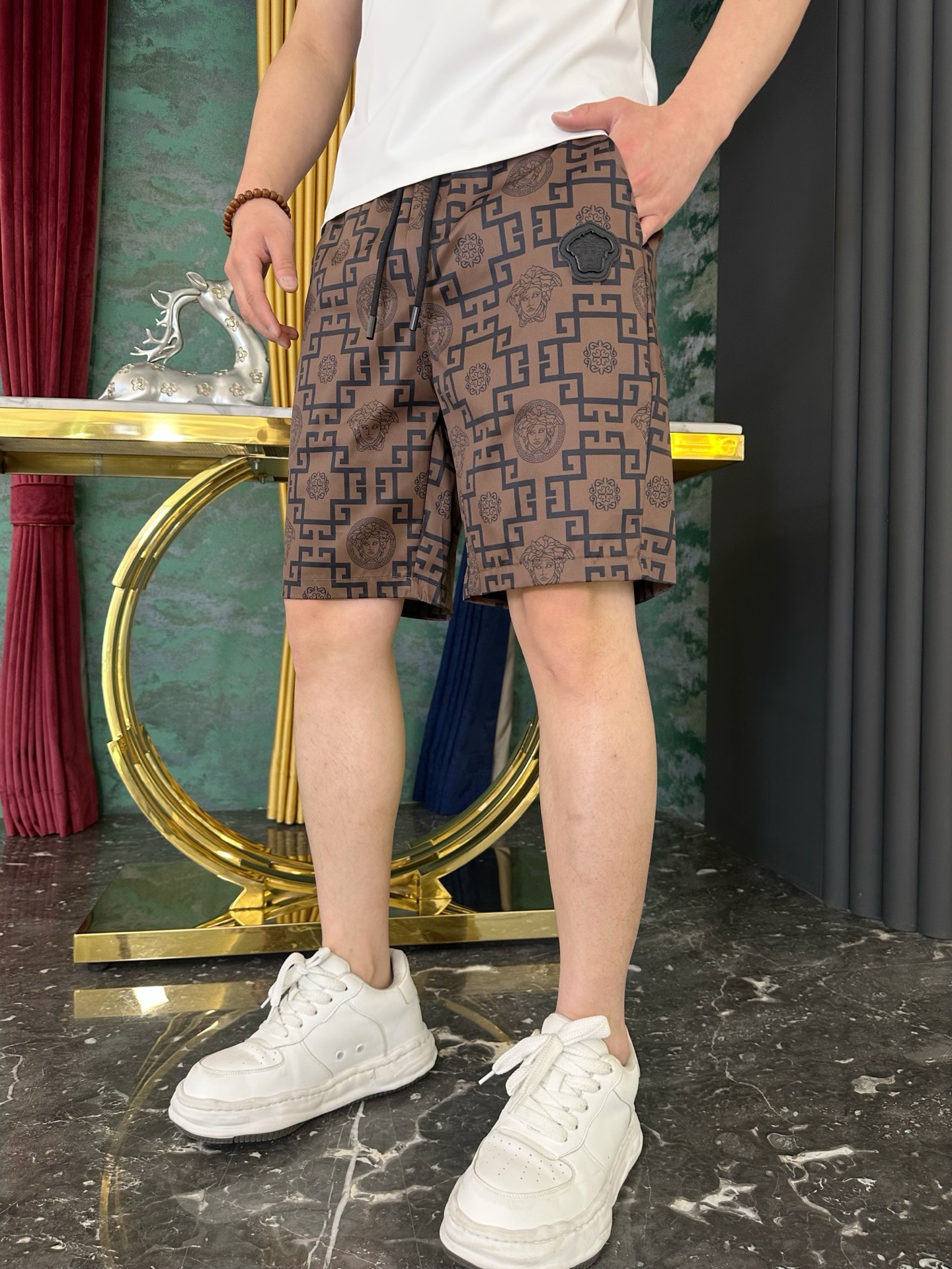 Luxurious Classic Logo Design Boxer Shorts by P600 Van Schuys: High-Quality, Stylish, Comfortable. - 图片 2