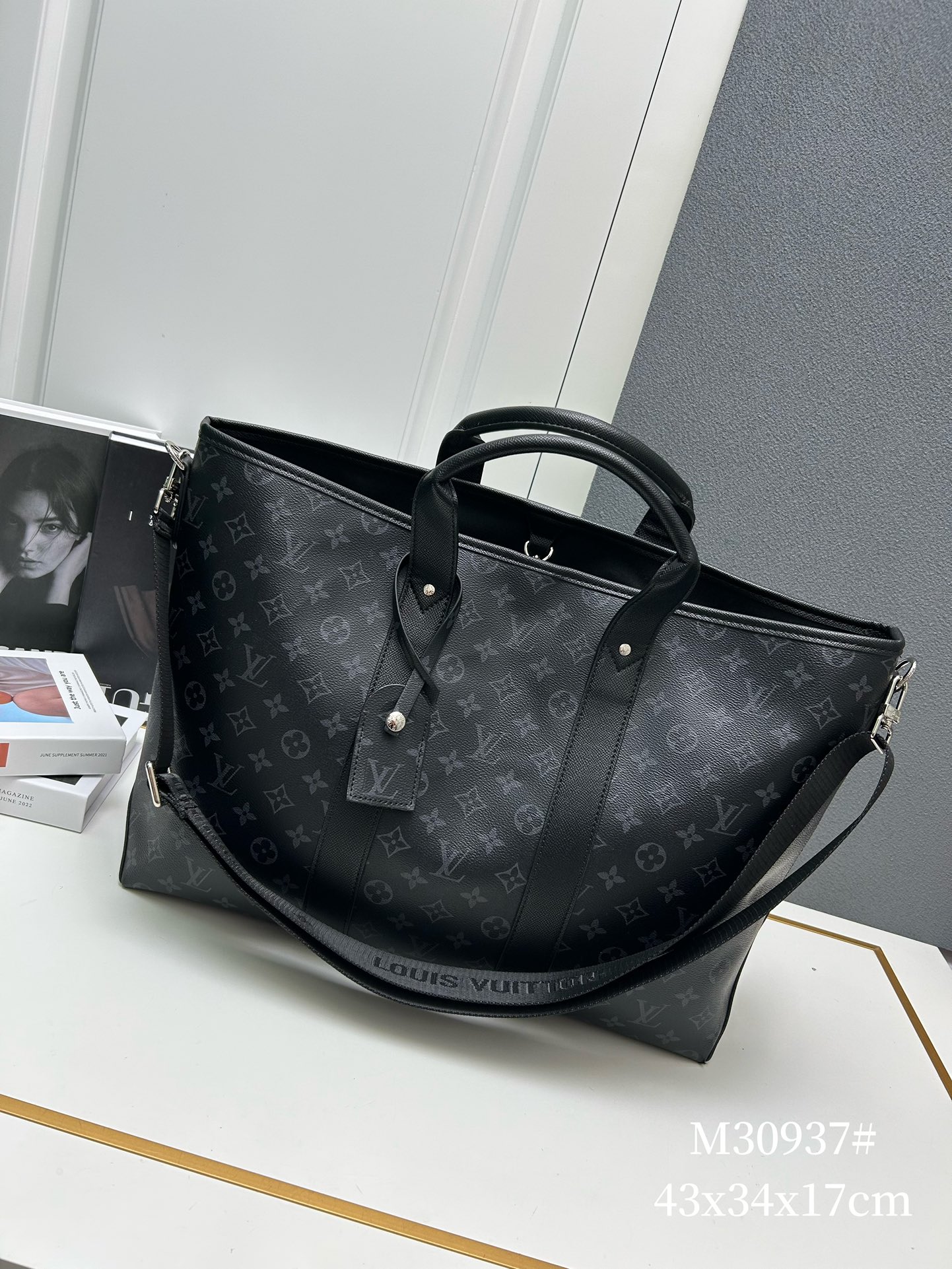 Louis Vuitton Handbags Tote Bags Monogram Canvas Cowhide Fabric M30937