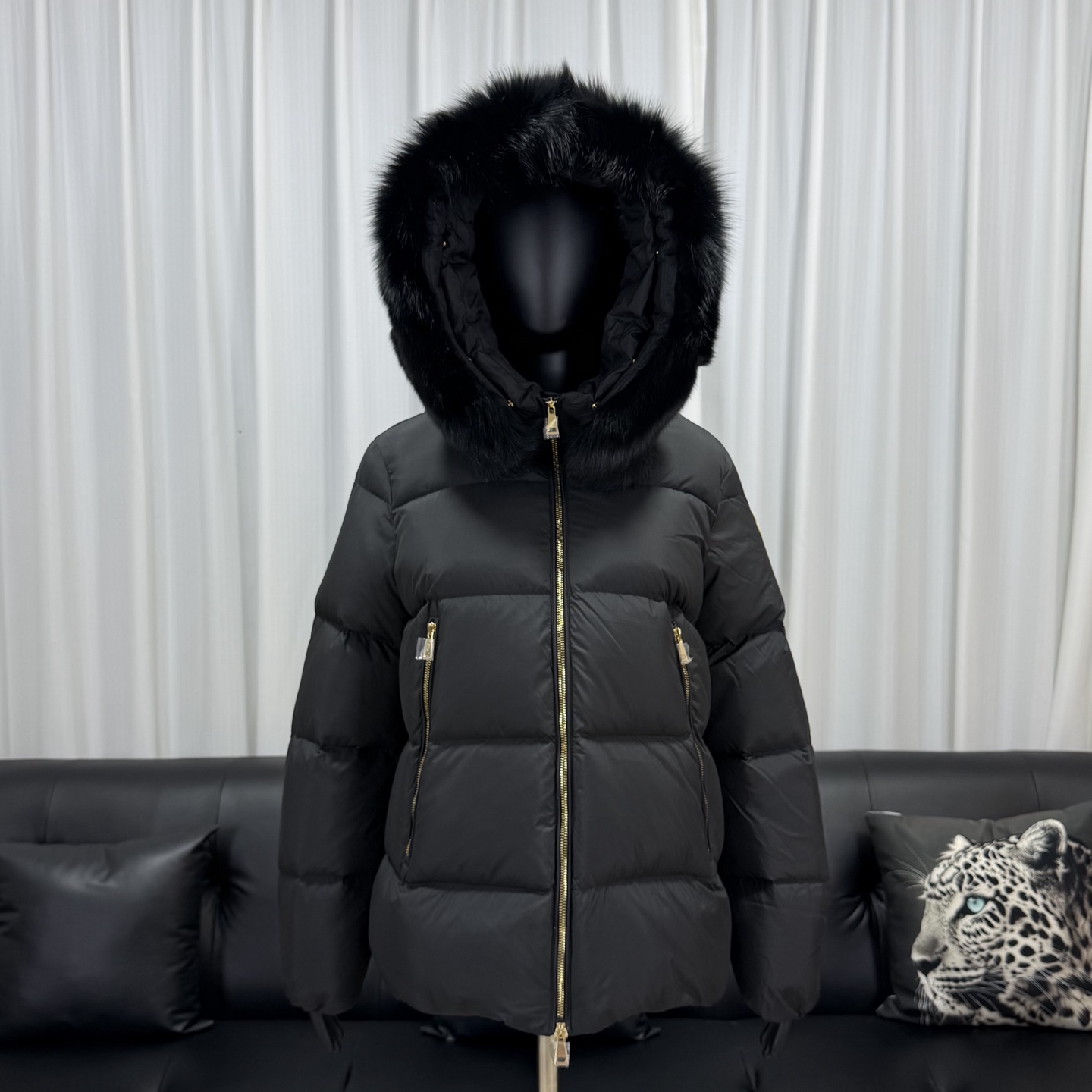 Пуховик Moncler