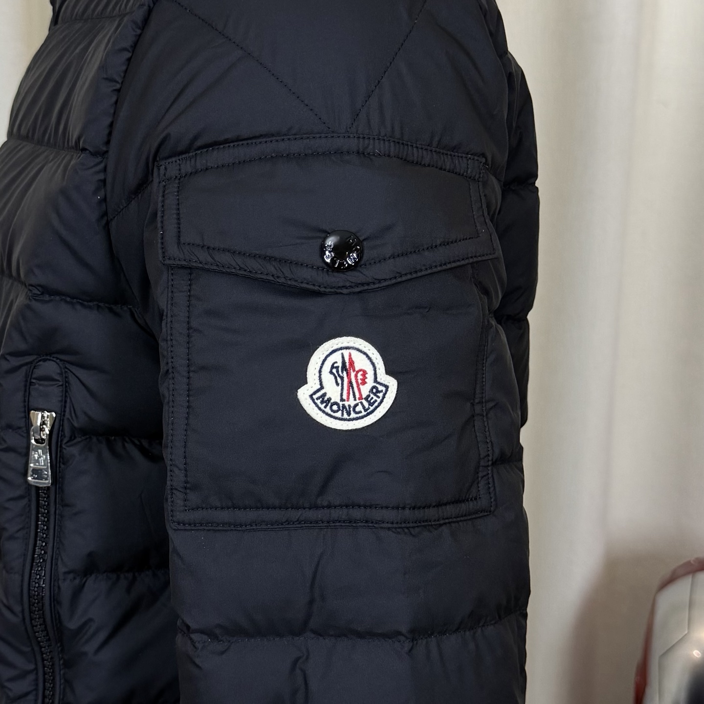 Пуховик Moncler